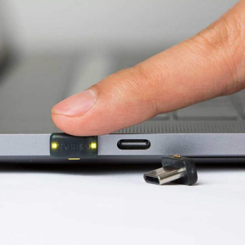 YubiKey 5C Nano USB Security Key R824