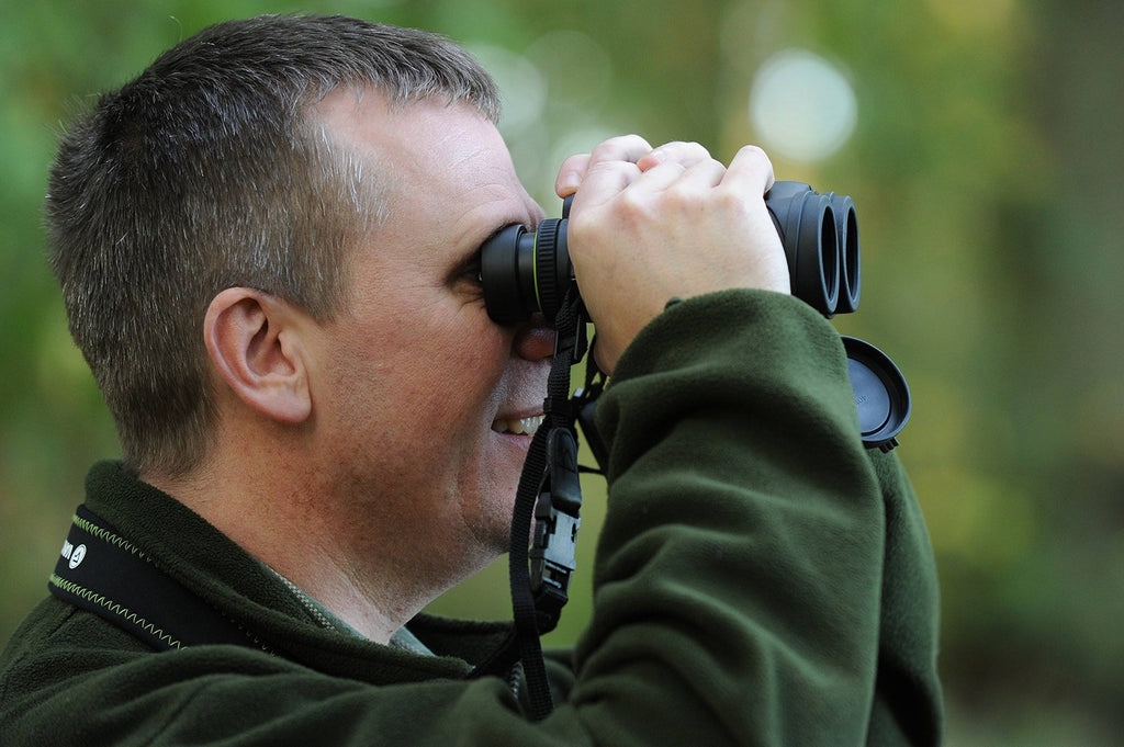 10x42 Binoculars A8711