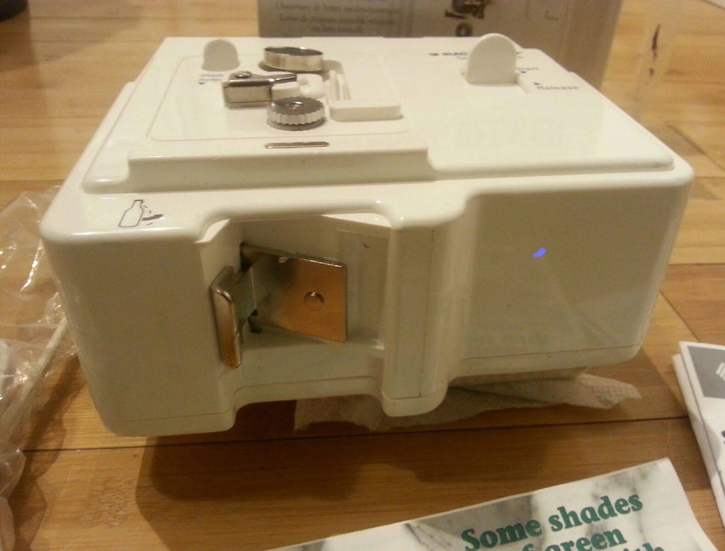 Under Cabinet Electric Can Opener F934