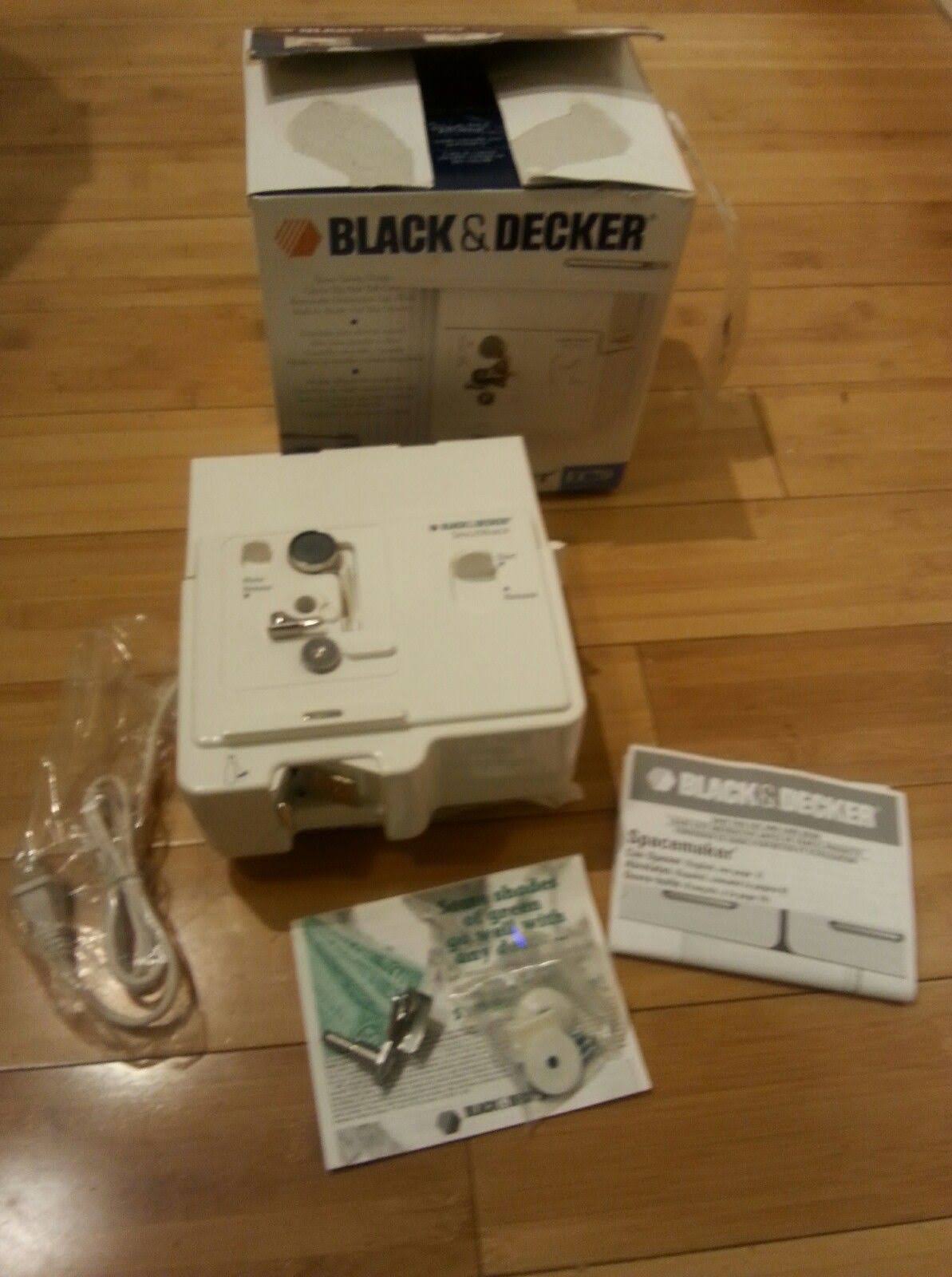 Under Cabinet Electric Can Opener F934