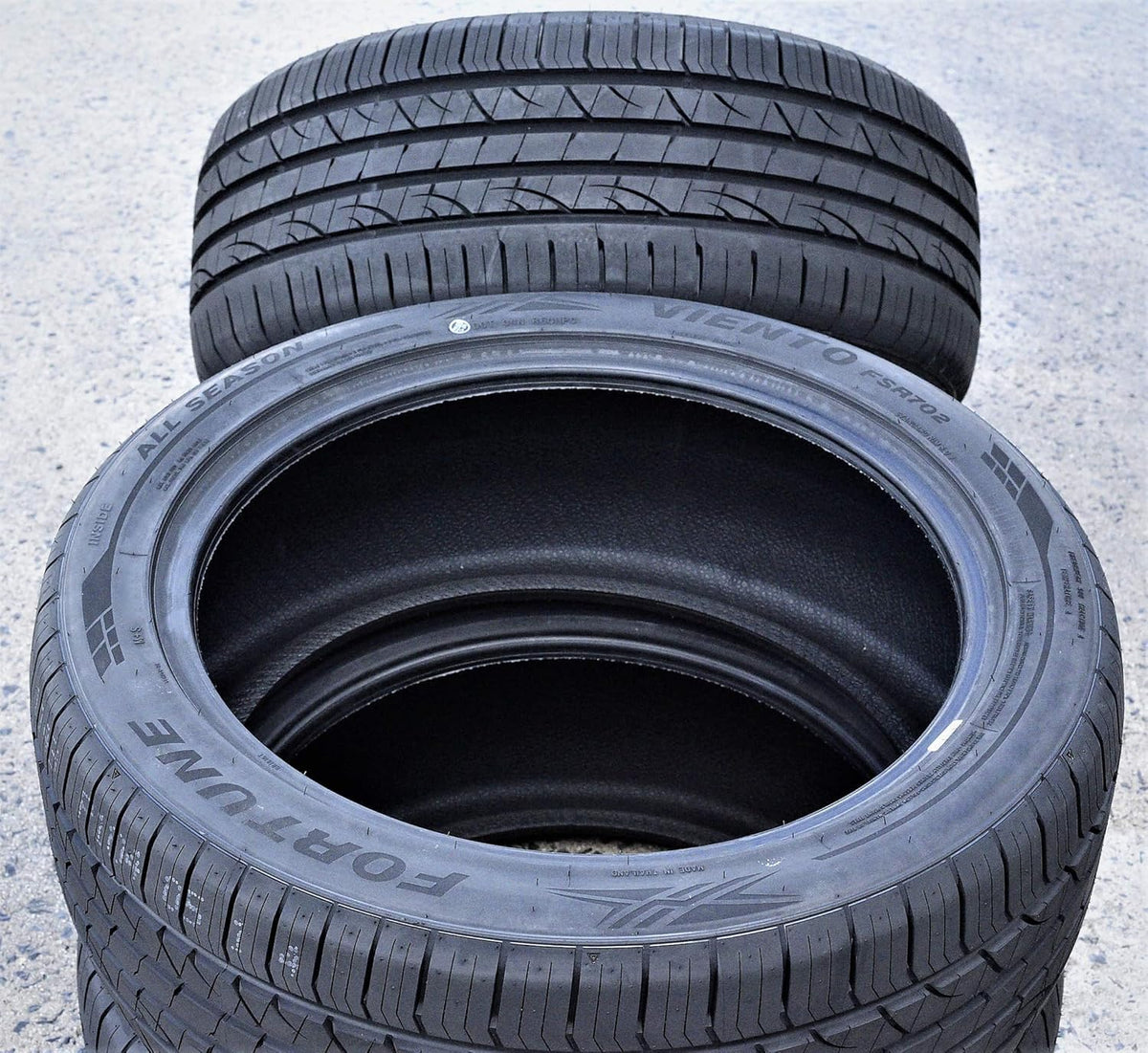 275/35R19 All-Season High Performance Radial Tire T235
