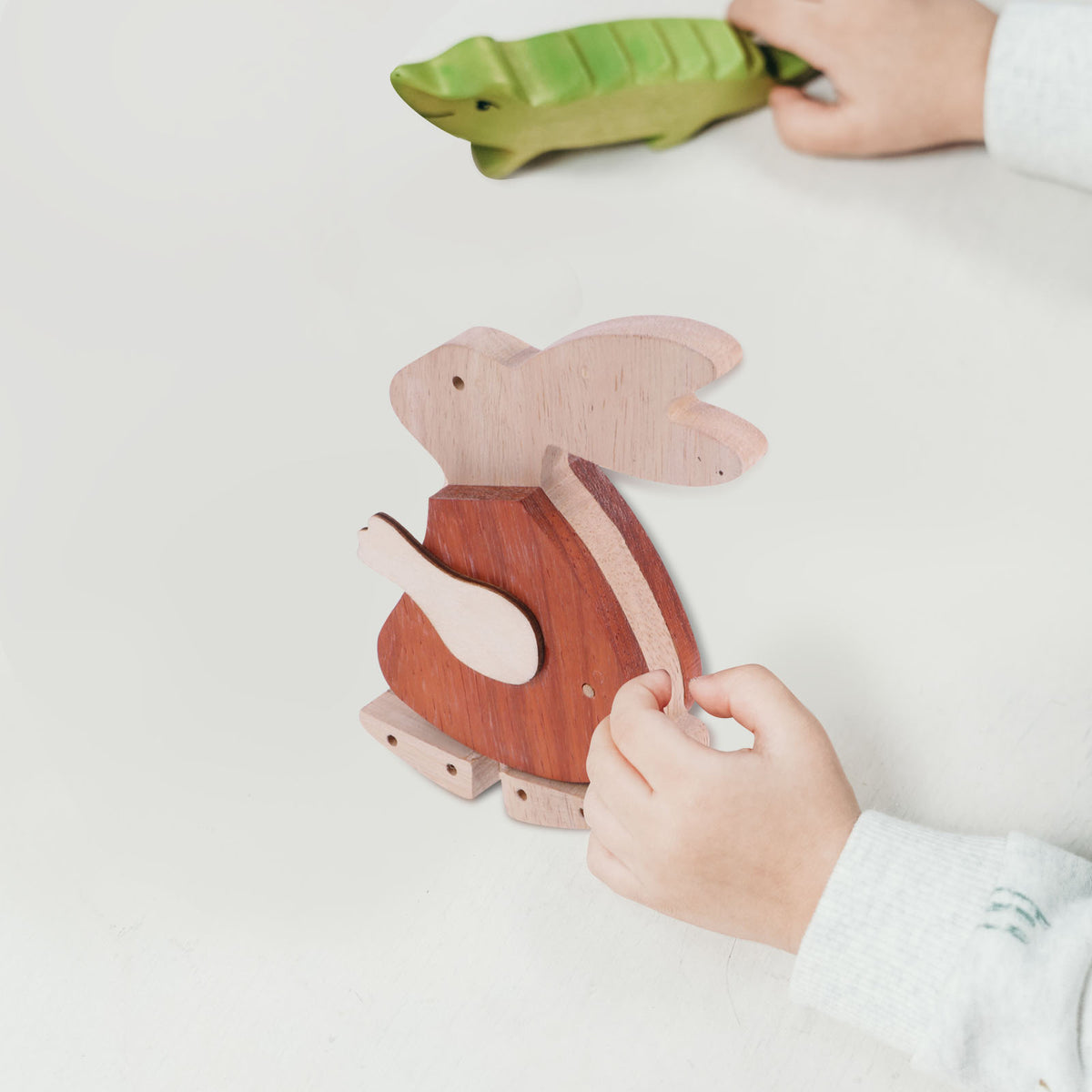 Red Rabbit Wooden Crafts Toys Playset H8247
