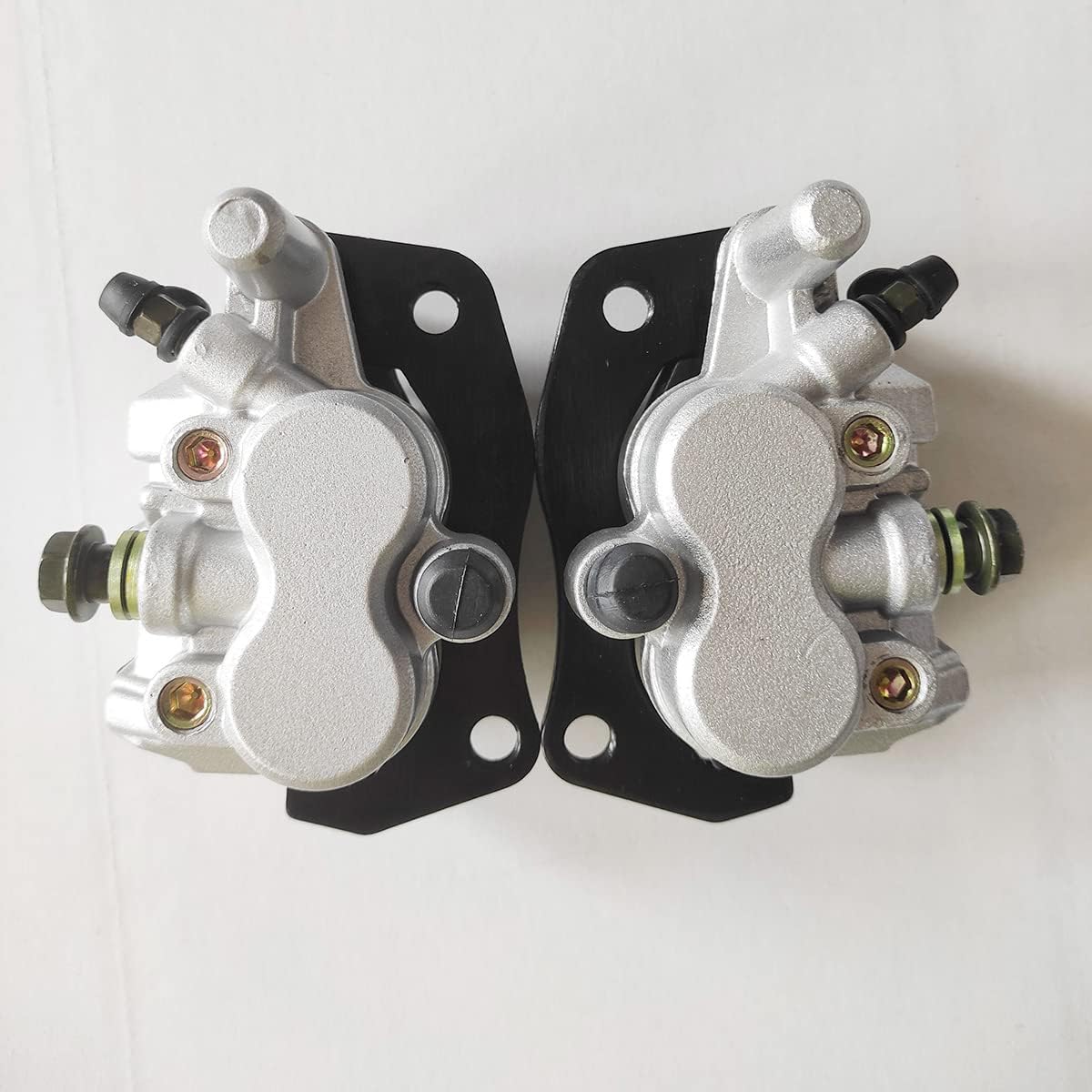 Front Left Right Brake Caliper with Pads, Mounting Bracket P669