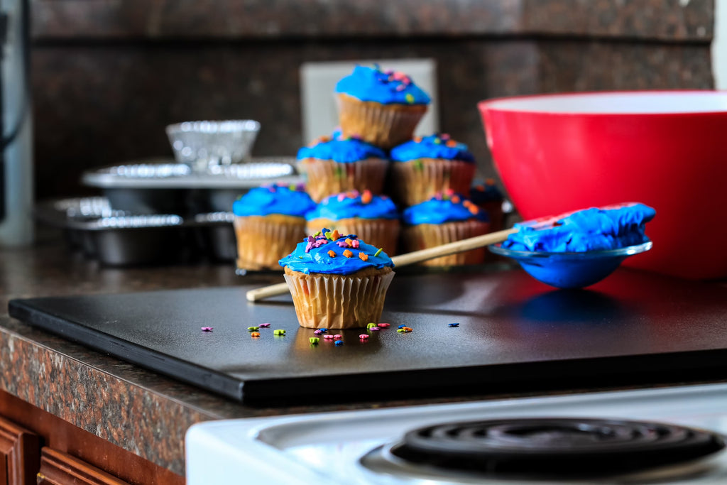 Black Stove Topper and Cutting Board C76205