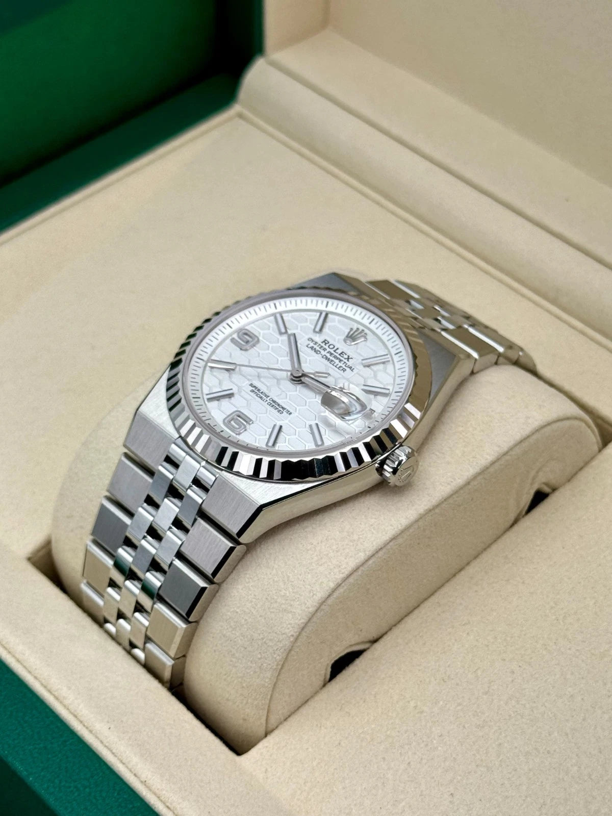 40 mm Oystersteel Watch E92285