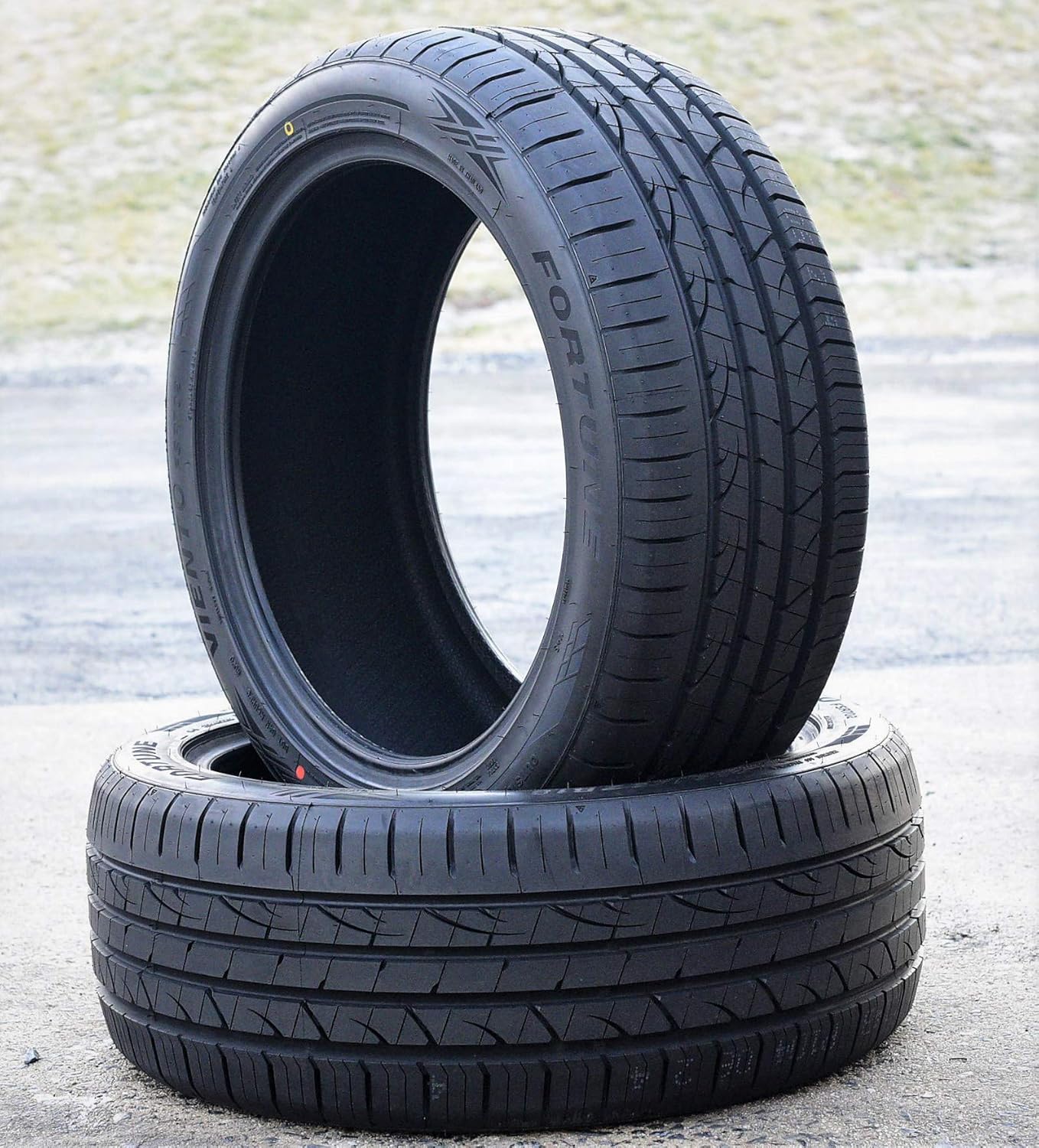 275/35R19 All-Season High Performance Radial Tire T235
