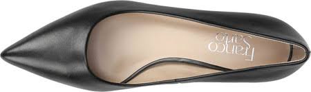 Black Leather Pump - Size 7 T2919